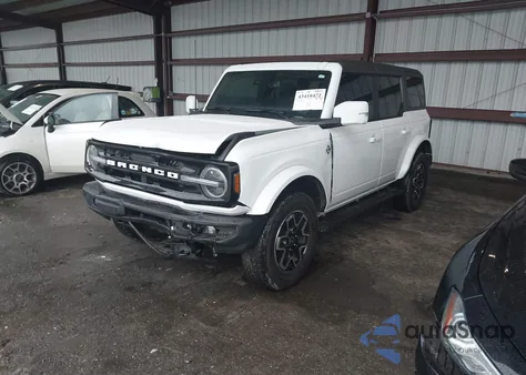 2024 Ford Bronco Outer Banks z USA, uszkodzony, nr VIN 1FMDE8BH3RLA80079